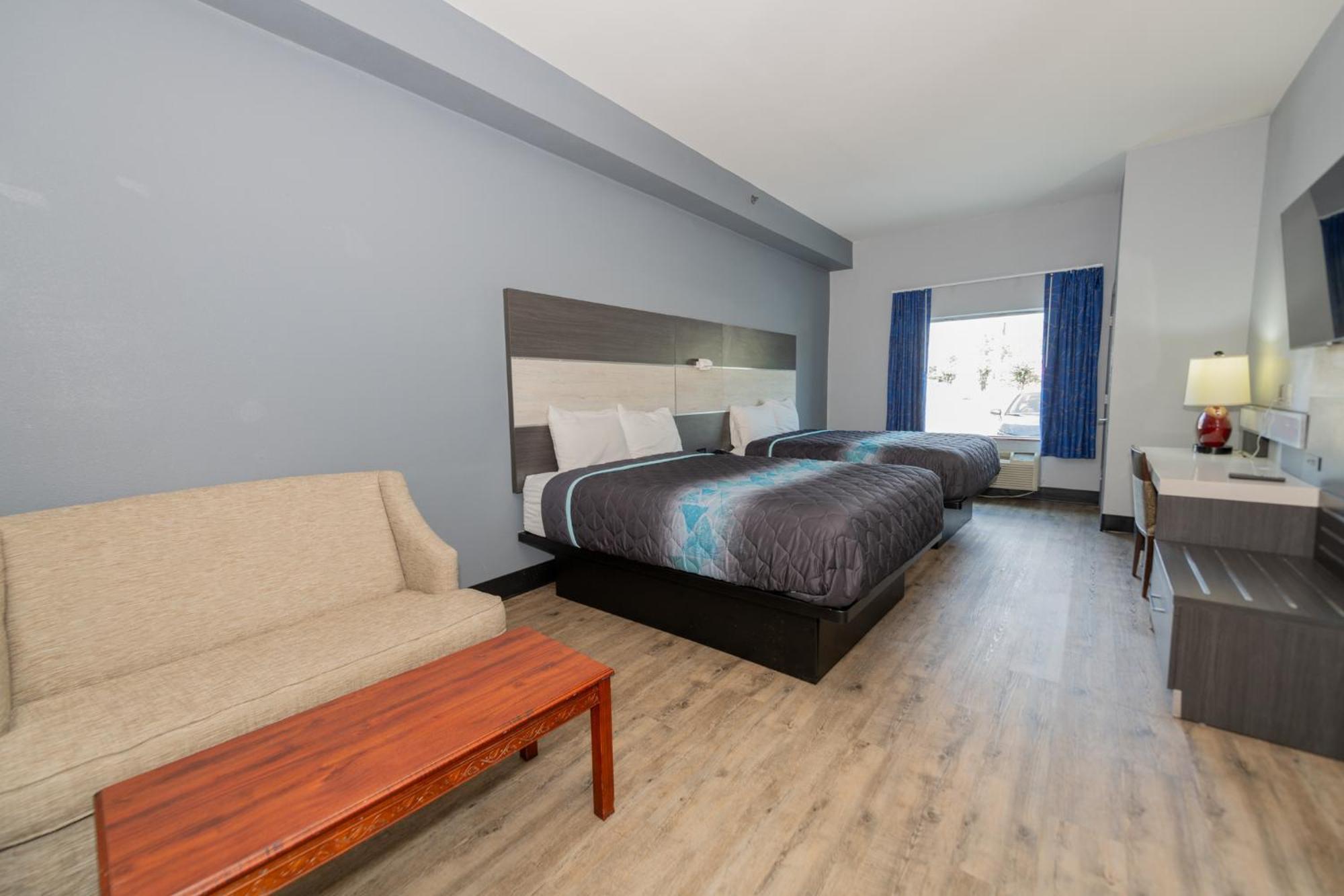 Jamestown Inn & Suites Riverdale Esterno foto