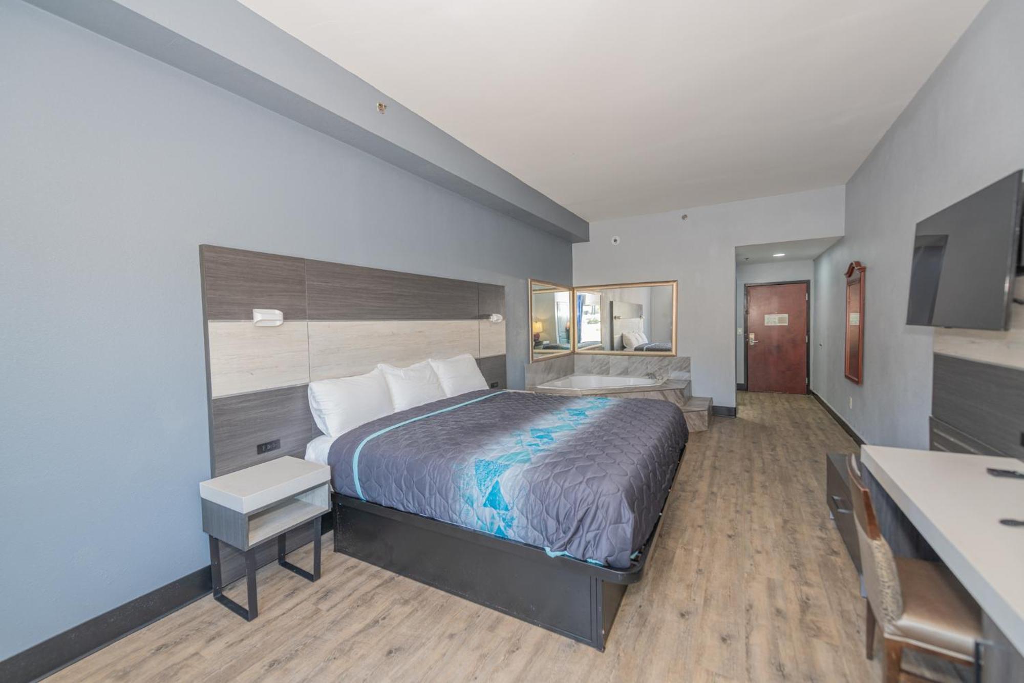Jamestown Inn & Suites Riverdale Esterno foto
