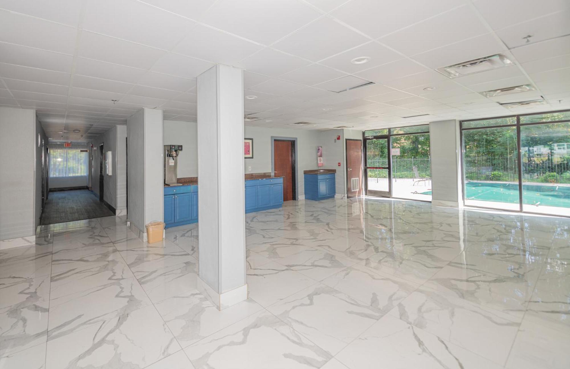 Jamestown Inn & Suites Riverdale Esterno foto